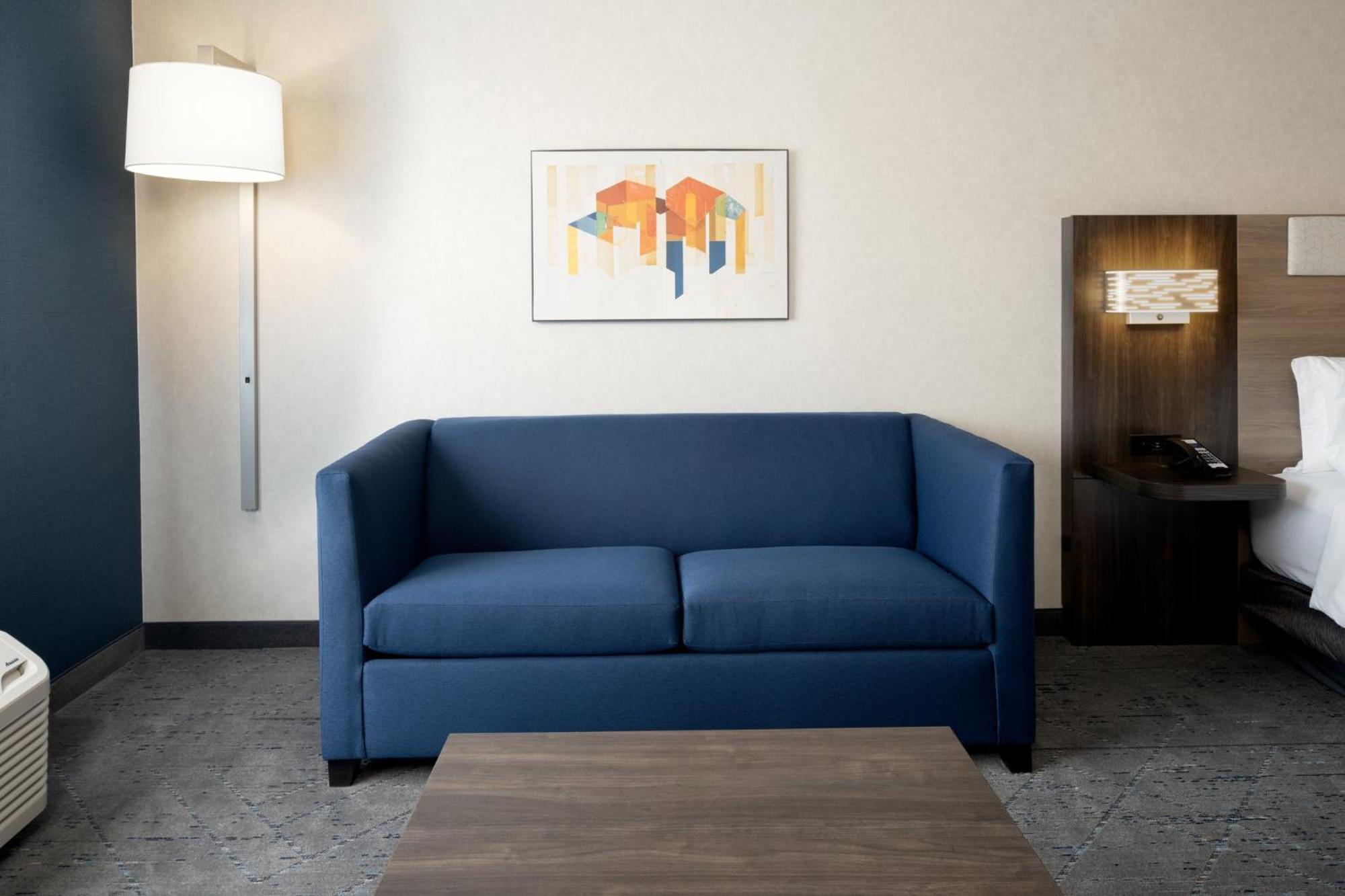 Holiday Inn Express & Suites - Hollister By Ihg 외부 사진
